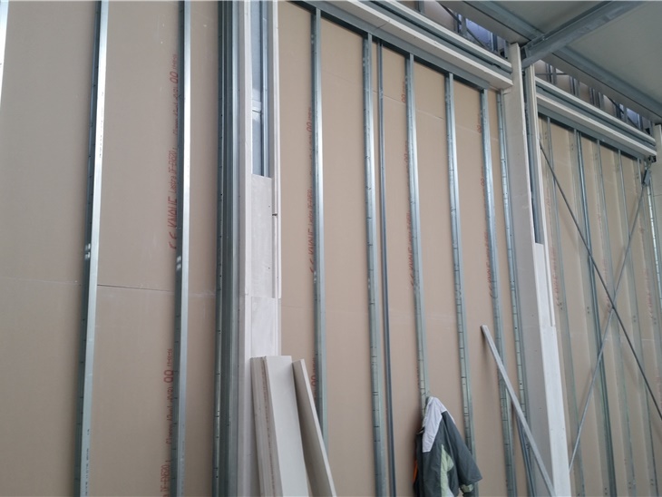 Realizzazione pareti divisorie in cartongesso  E1 120 presso nuovo reparto stoccaggio infiammabili
